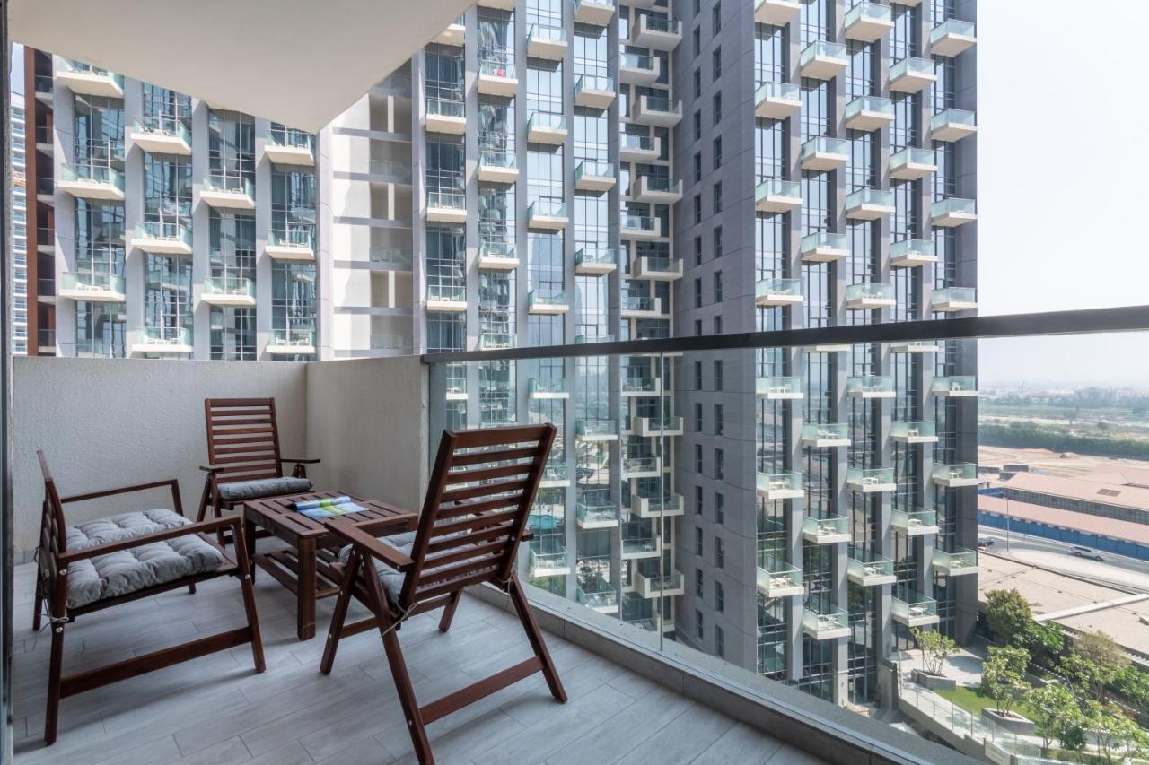 Eden'S Homes & Villas - Millennium Atria Residences Dubai Exterior foto