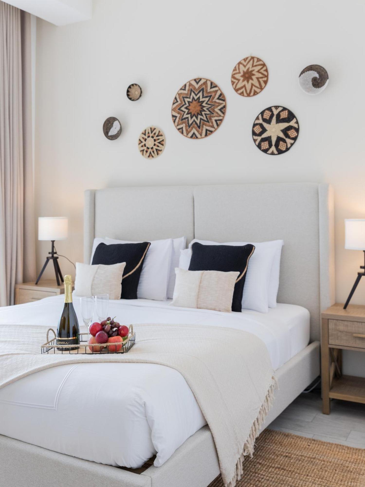 Eden'S Homes & Villas - Millennium Atria Residences Dubai Exterior foto